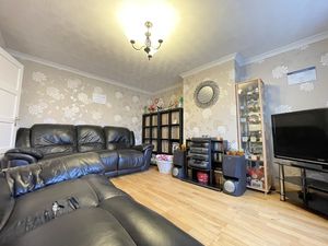 Red Barn Road- click for photo gallery